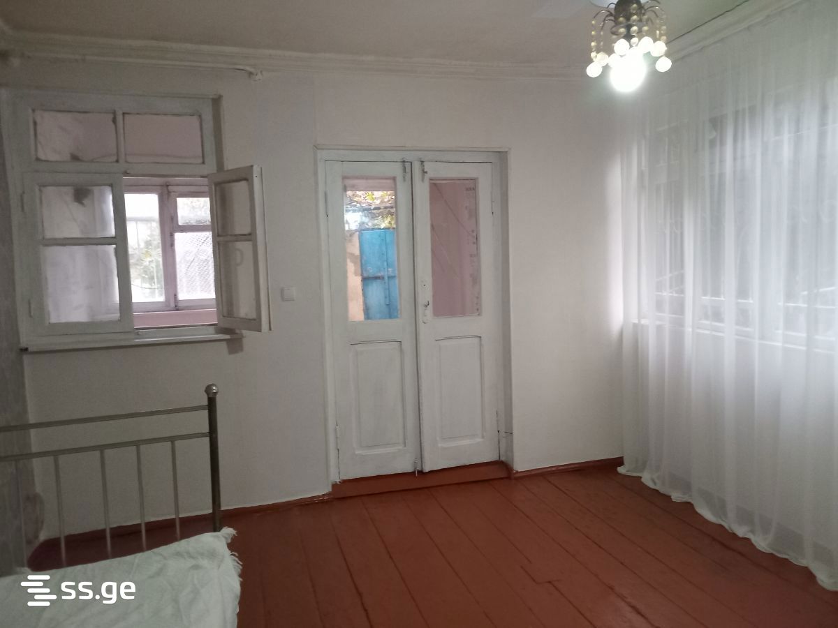 Rustavi hwy 26 - 1 rooms