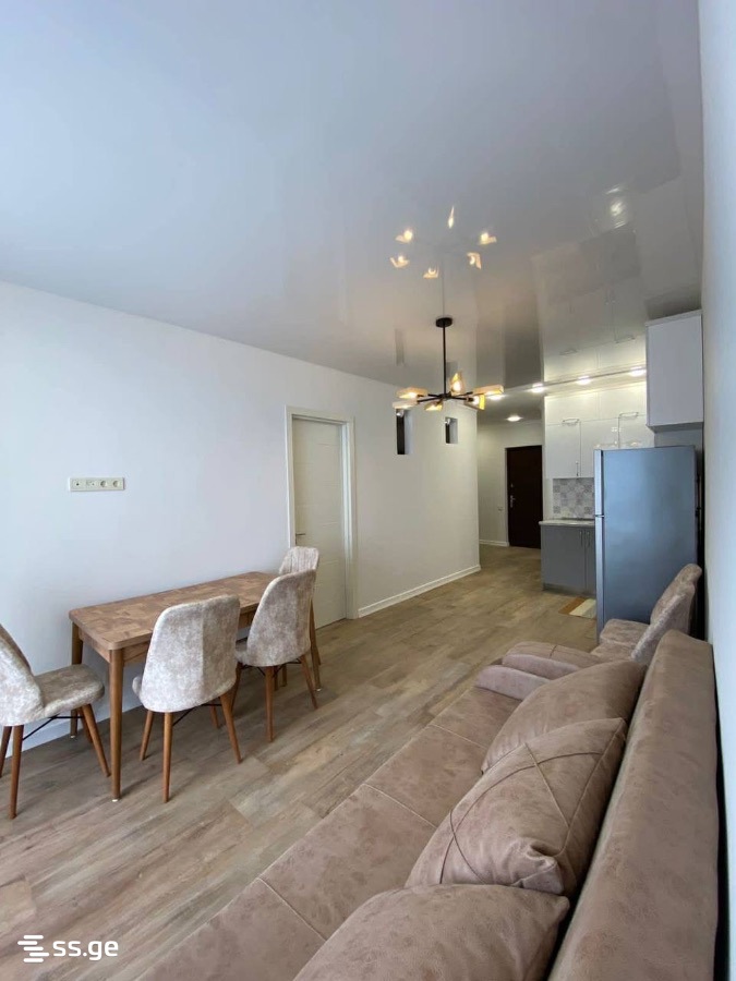 R. Nizharadze st. 9 - 3 rooms