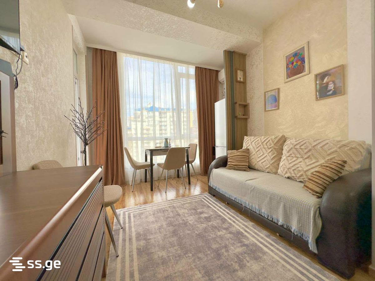 4 - 2 rooms