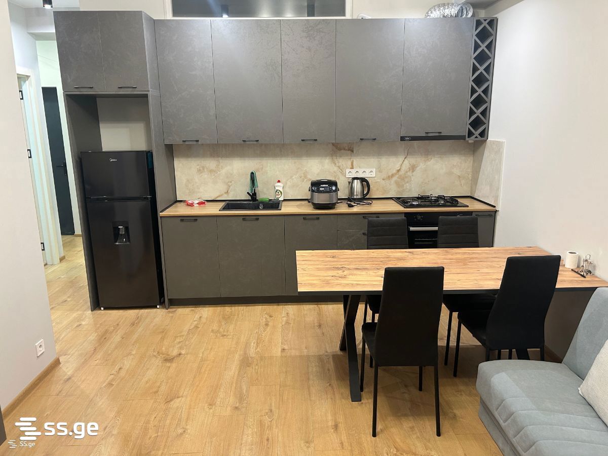 chkondideli st. 36 - 3 rooms