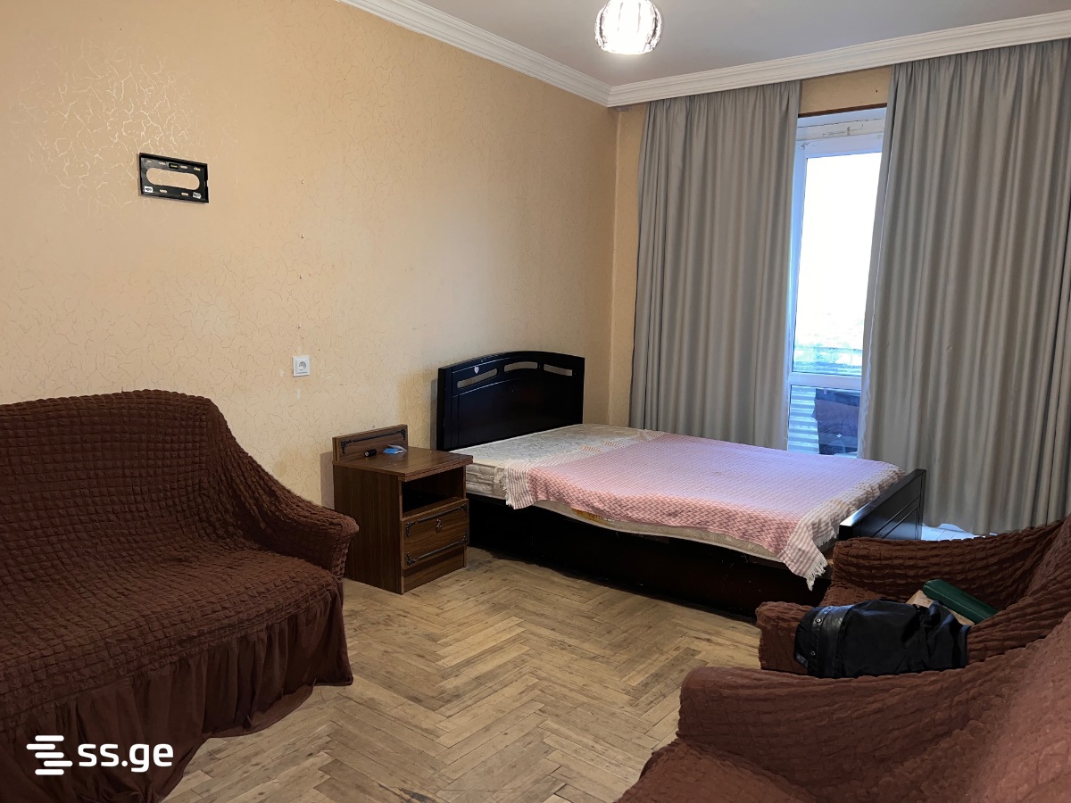 5 - 1 rooms