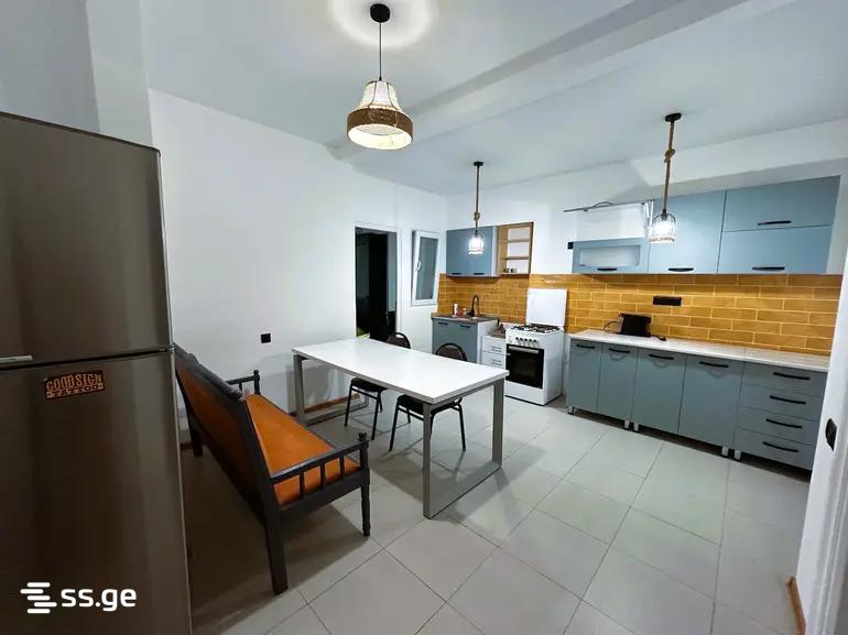 agmashenebeli ave - 3 rooms