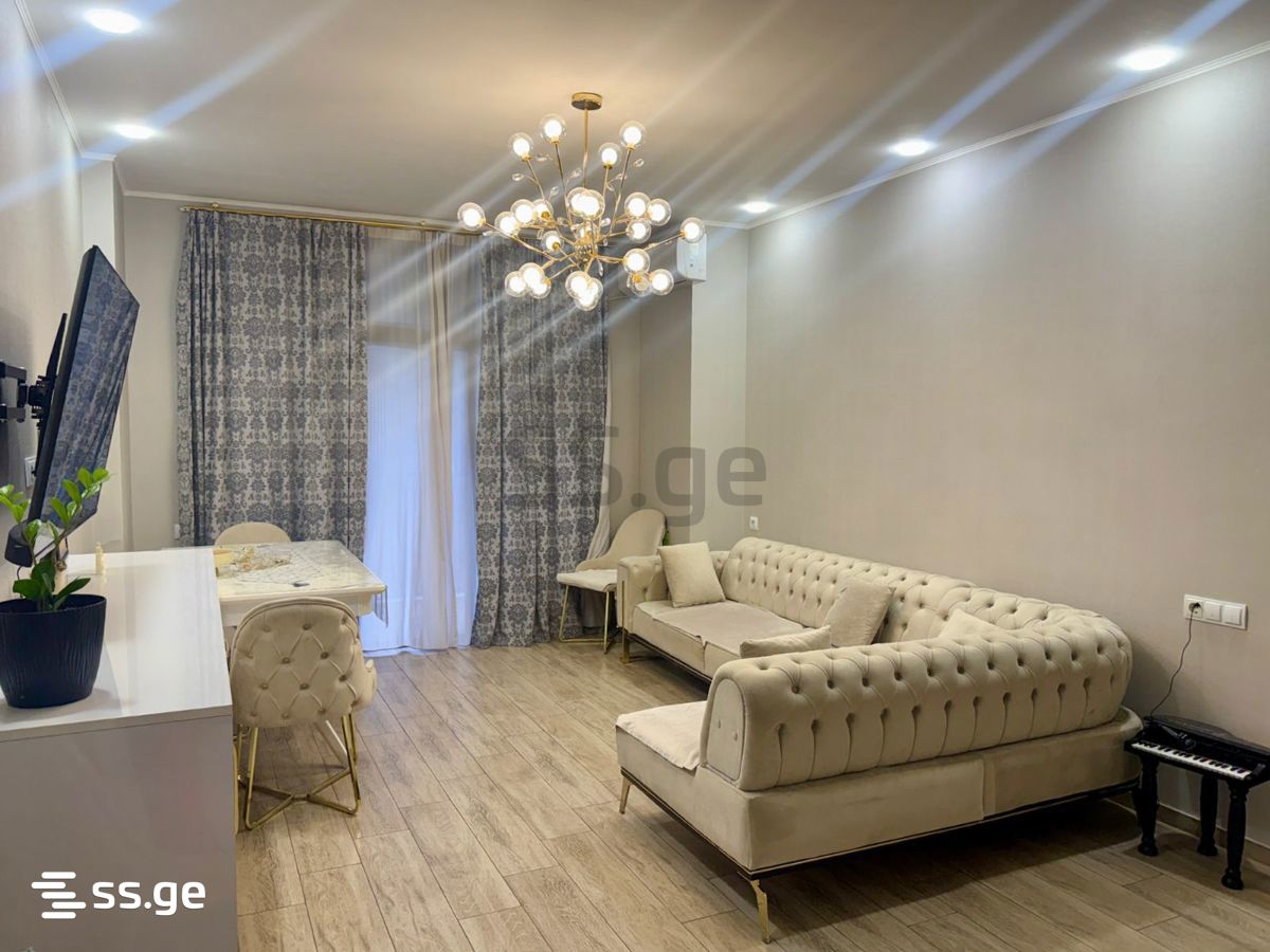 100 - 3 rooms