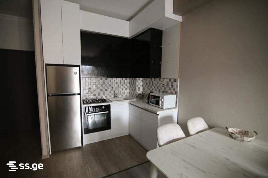 Z. Anjafaridze st. - 3 rooms