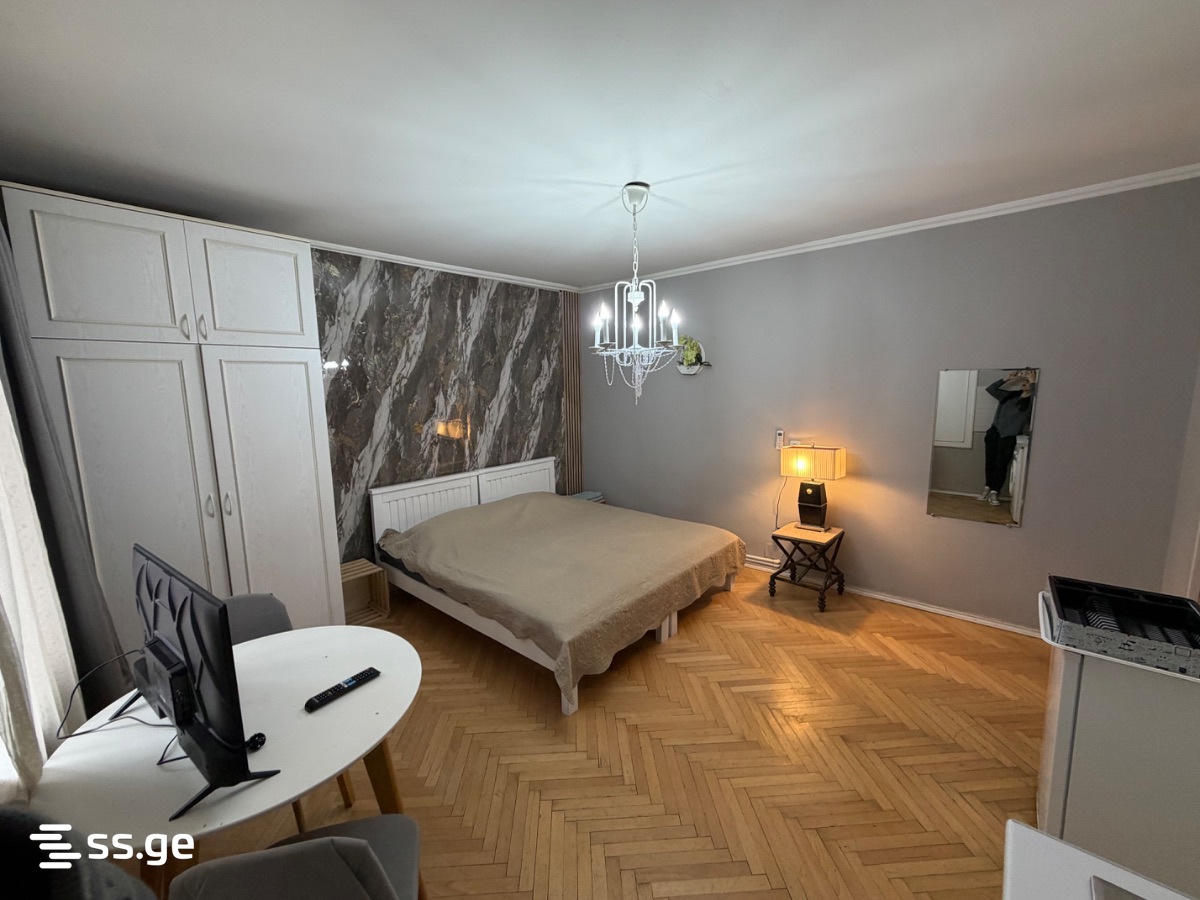 makashvili st. 32 - 1 rooms