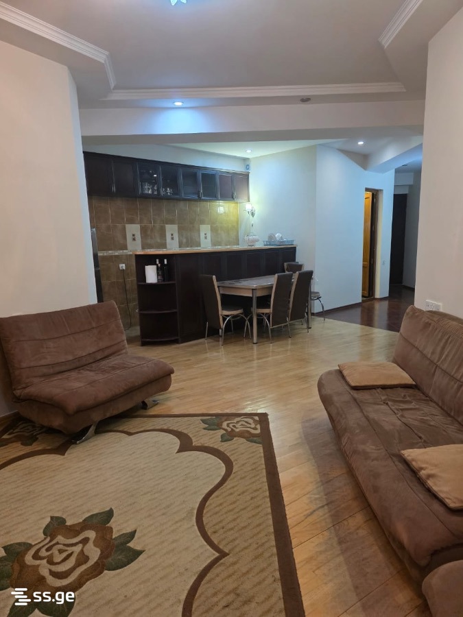 R. Chkhikvadze st. 15 - 4 rooms