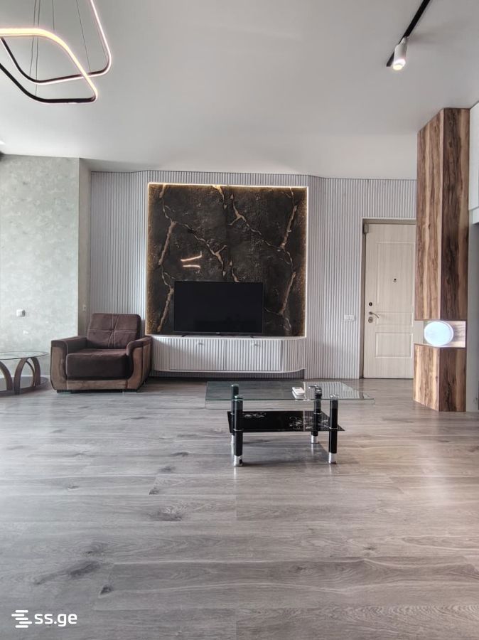 m. aleksidze st. 13 - 3 rooms