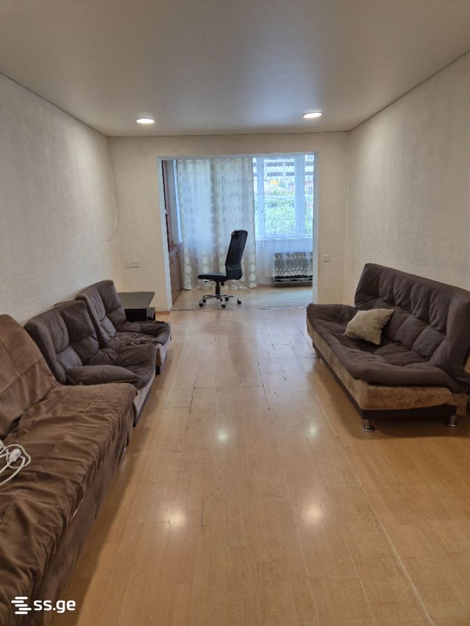 nucubidze st. 72 - 2 rooms