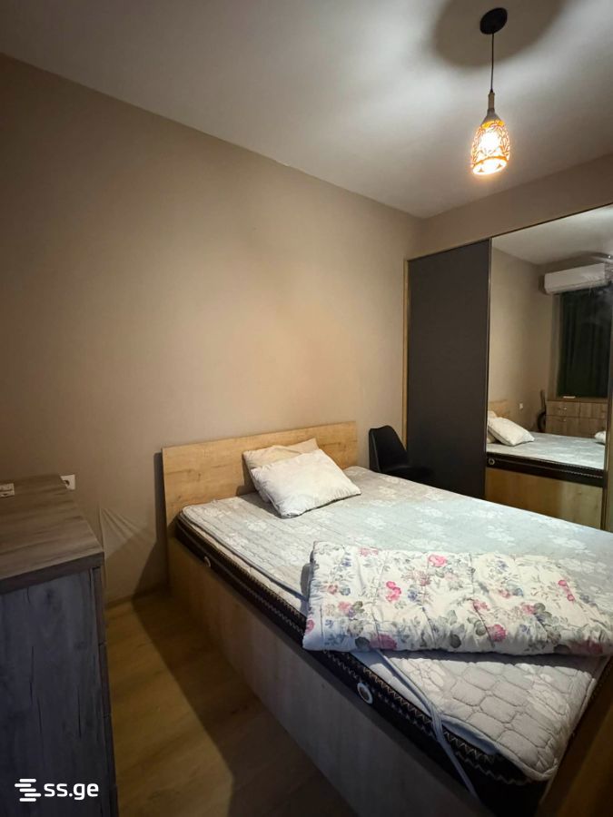 dzmebi orbelianebi st. 88 - 2 rooms