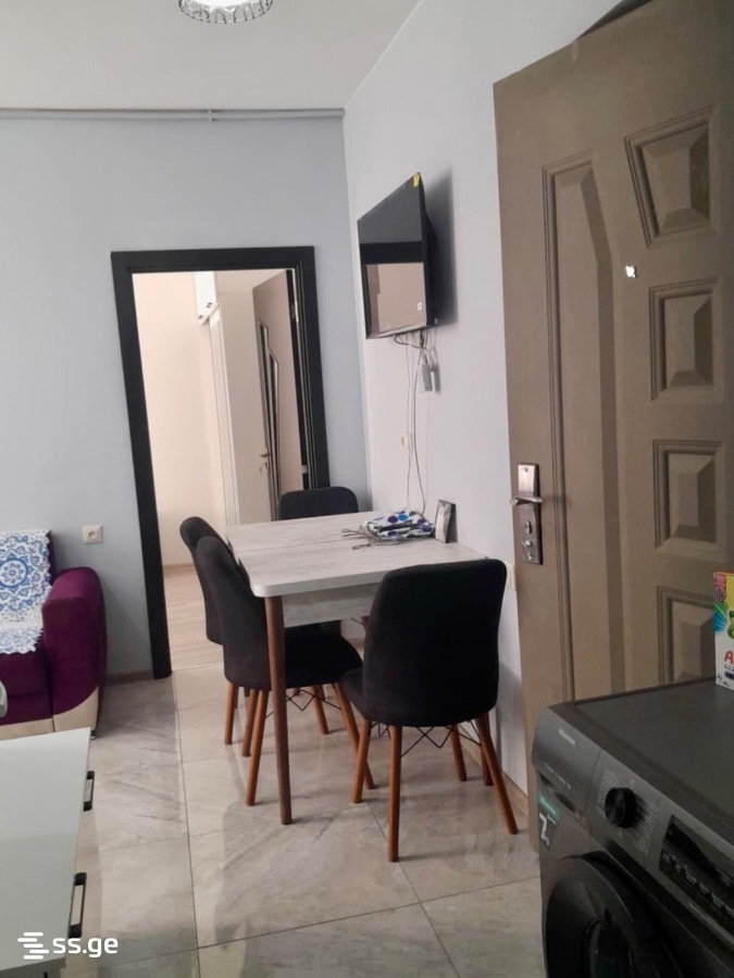 1 - 2 rooms