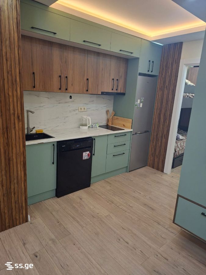 18 - 3 rooms