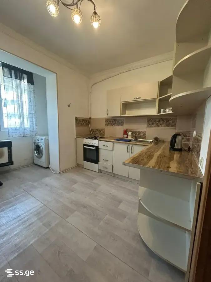 moskovi ave 0 - 2 rooms