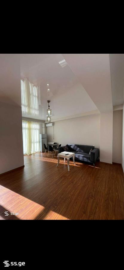 Beri Gabriel Salosi Ave. - 3 rooms