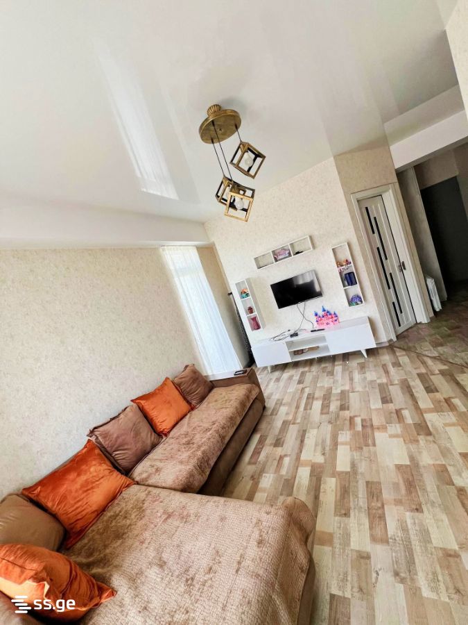 giorgi brtskinvale st. 4 - 3 rooms