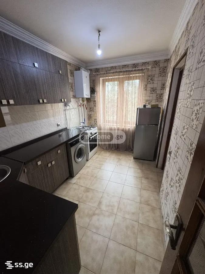dumbadze ave - 3 rooms