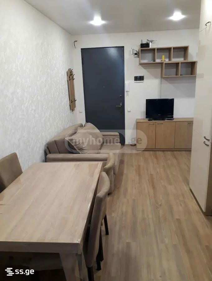 chkondideli st. 105 - 3 rooms