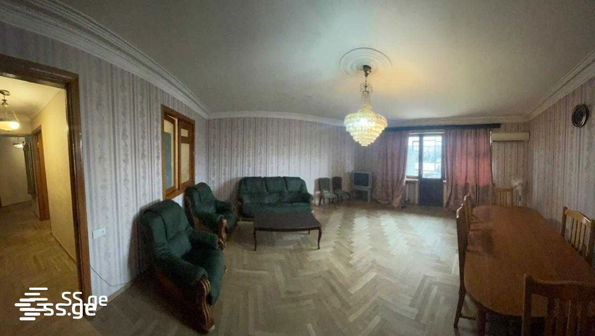 a.wereTlis avenue 77 - 4 rooms