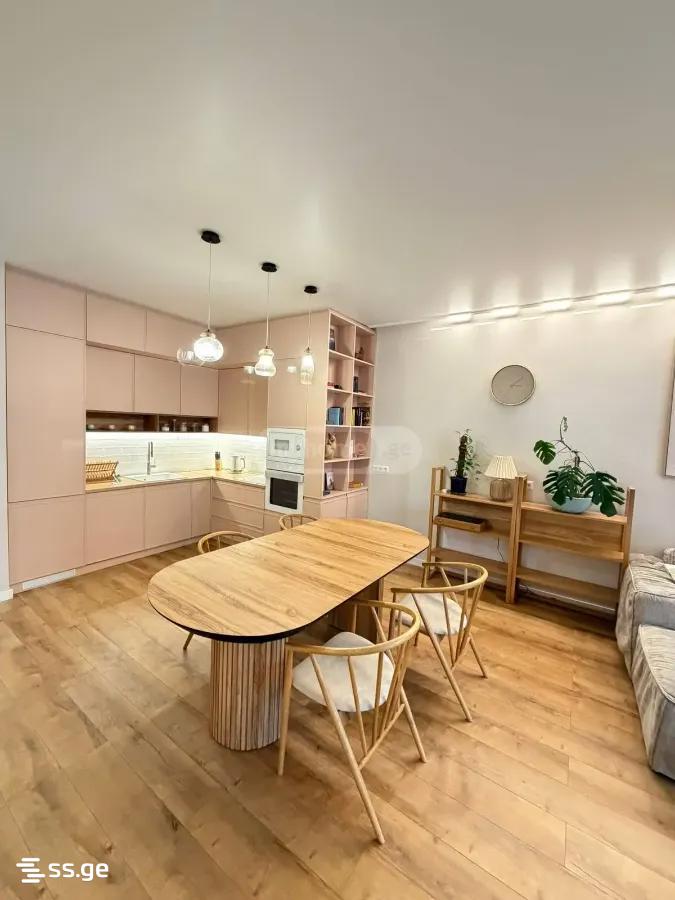 Giorgi Danelia st. 12 - 4 rooms