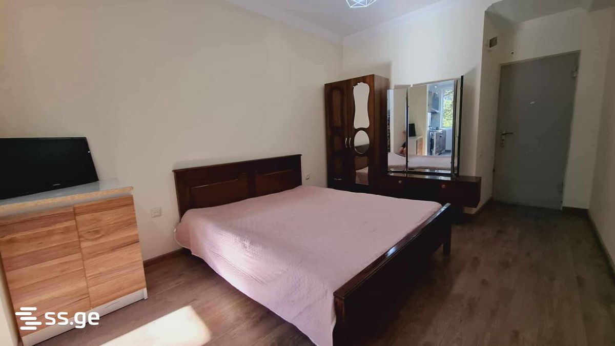 Sh. Inasaridze St. 12 - 1 rooms