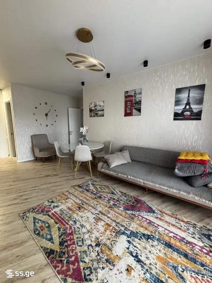 Khataeti st. 30 - 4 rooms