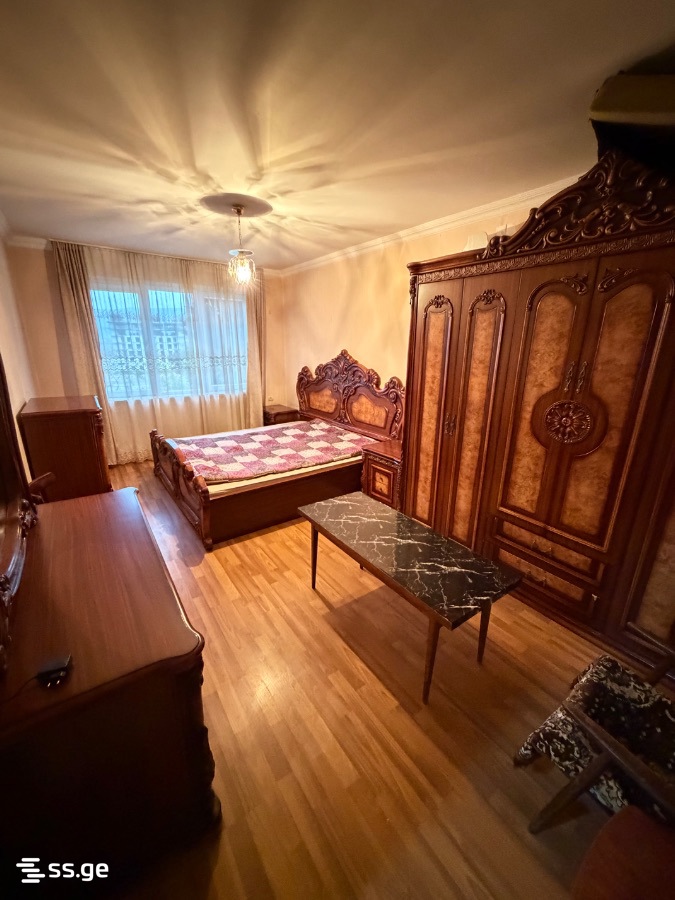 tsulukidze st. 6 - 1 rooms