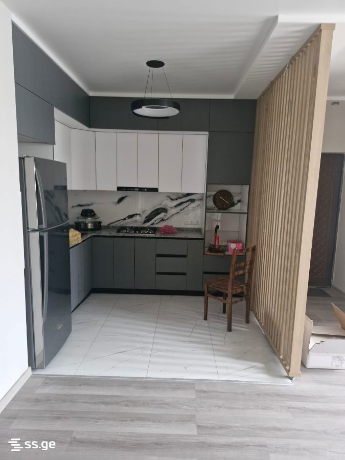 5 - 3 rooms
