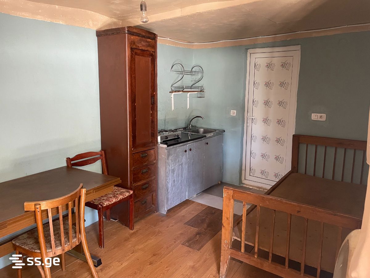 bezhanishvili st. მე-2 გას. N34 - 2 rooms