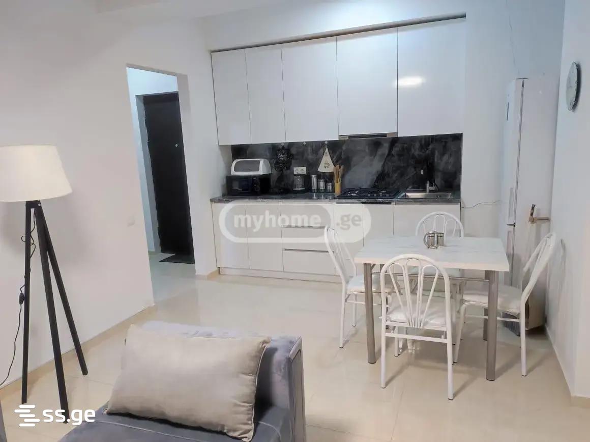 navtlugi st. - 3 rooms