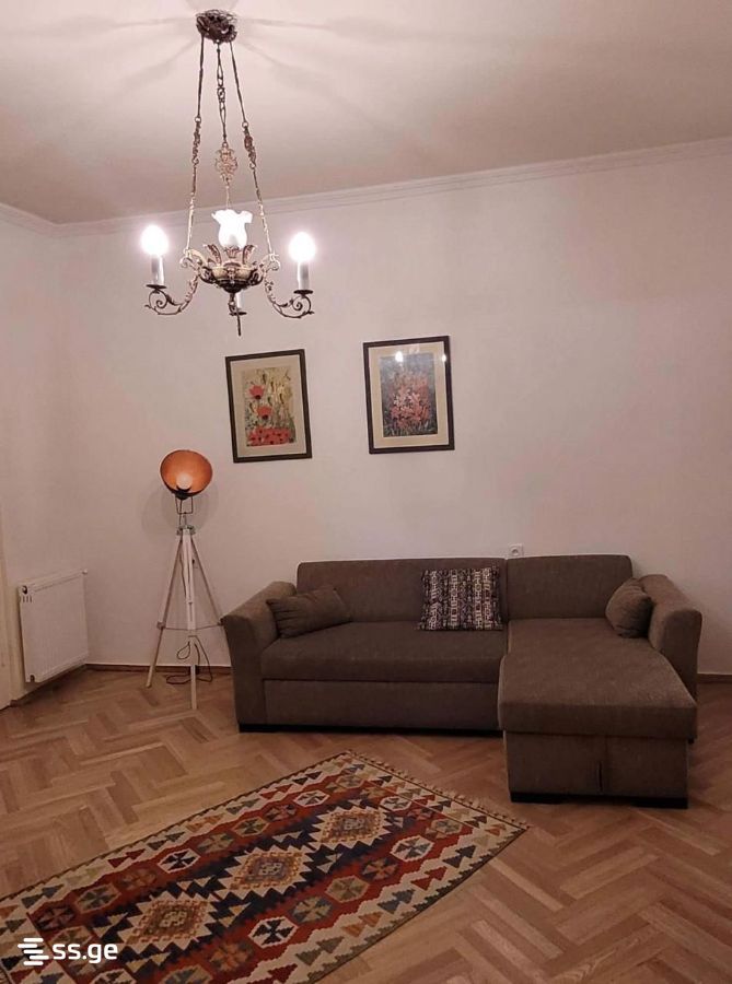 a.razmadze st. - 4 rooms