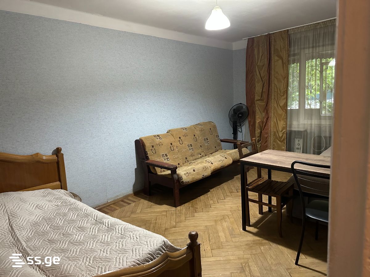 Kazbegi avenue 32ბ - 1 rooms