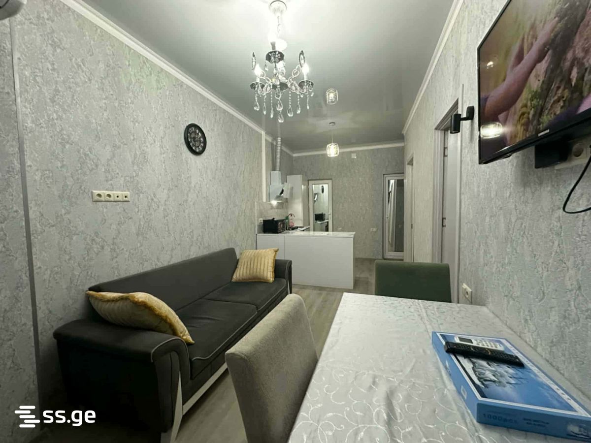 52 - 3 rooms