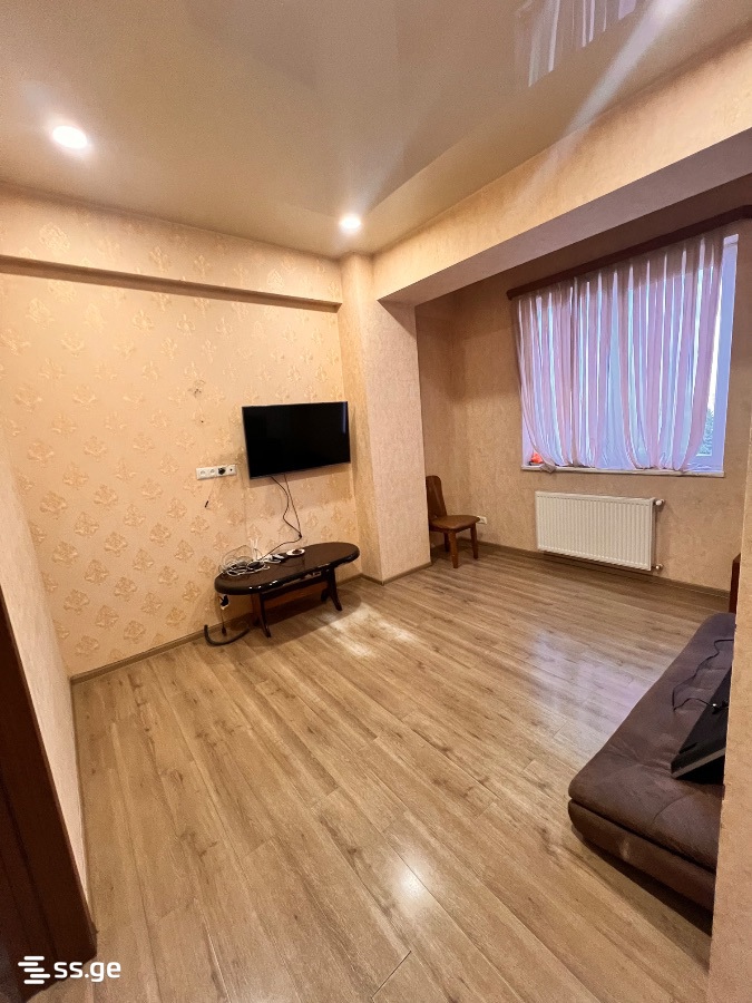 Onashvili st. 9 - 2 rooms