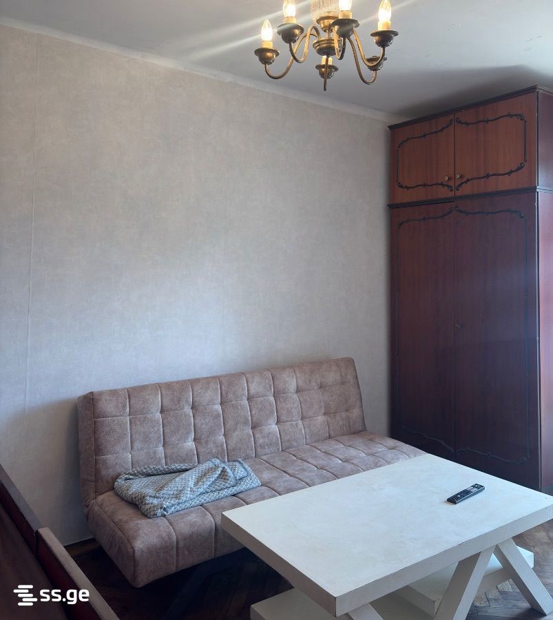 lomtatidze st. 0 - 1 rooms
