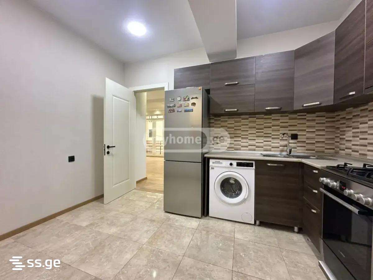 Arzakan Emukhvari st. - 4 rooms