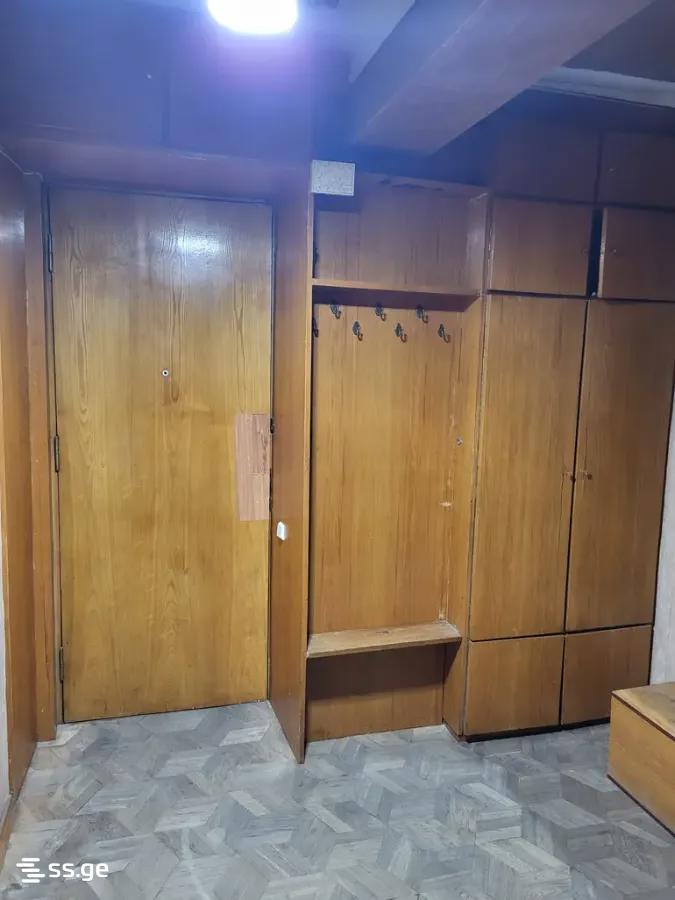 Ts. Dadiani st. (nadzaladevi) 0 - 3 rooms