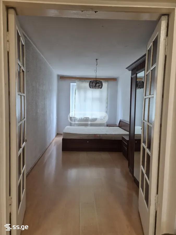 nucubidze st. 72 - 2 rooms