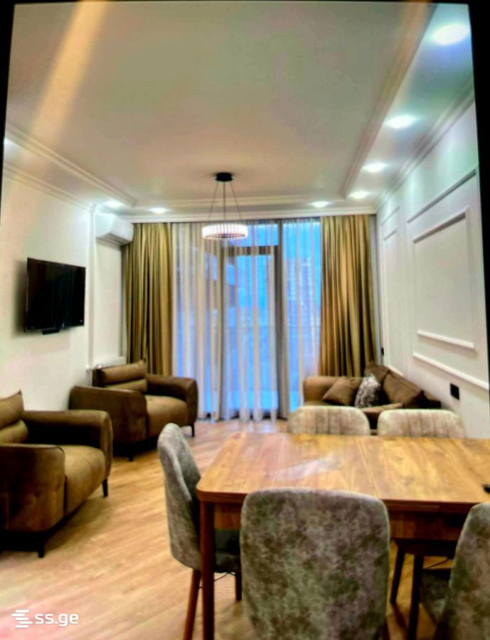 6 - 3 rooms