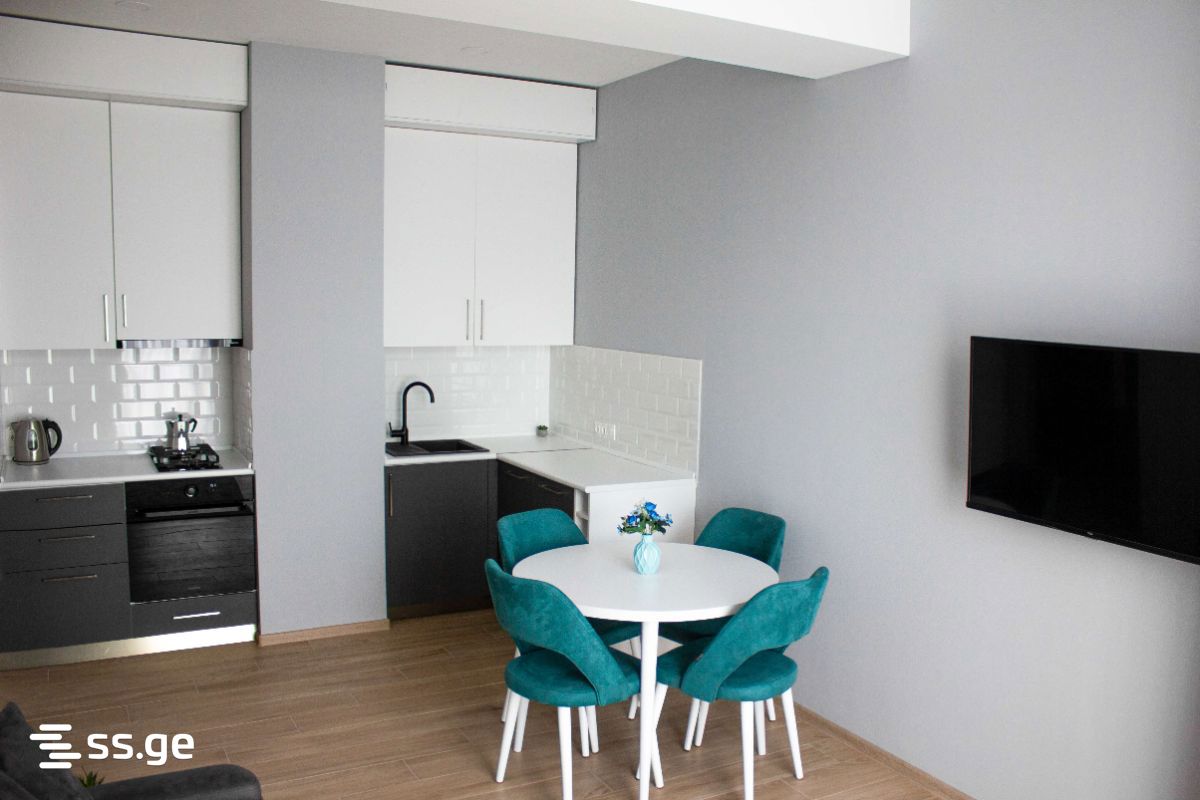 mindeli st. 9 - 3 rooms