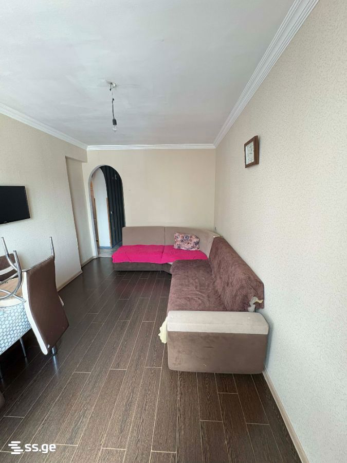 gmiri kursantebi st. 00 - 2 rooms