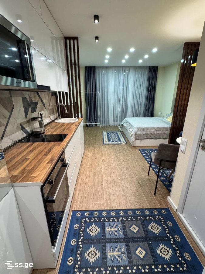 R. Nizharadze st. 18 - 1 rooms