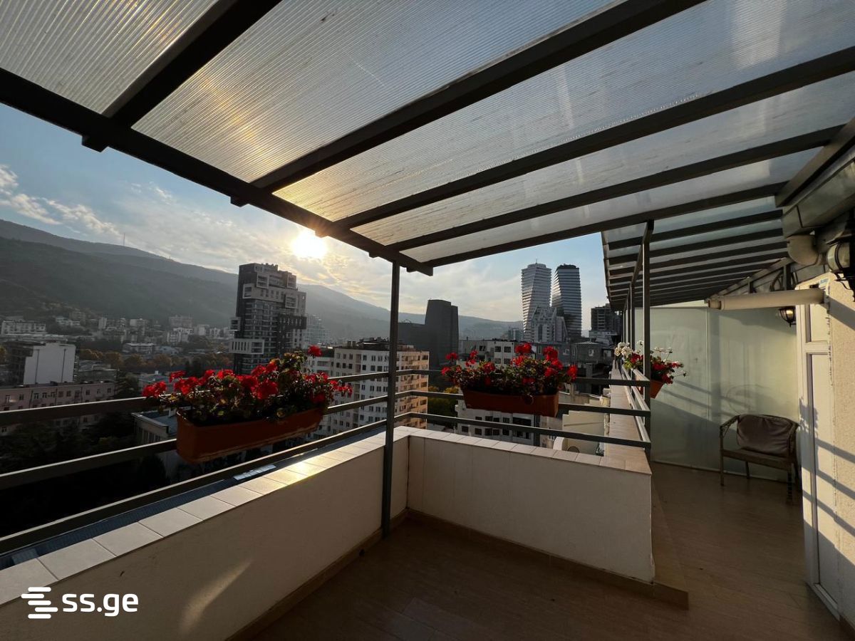 Ilia Chavchavadze I lane - 5 rooms