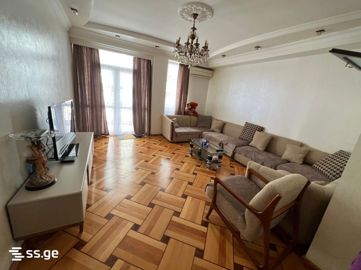 33 - 4 rooms