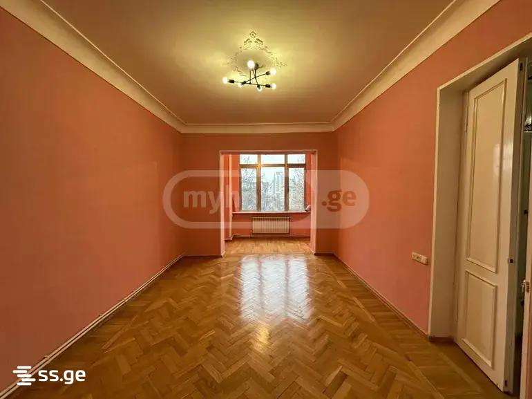 Ts. Dadiani st. (nadzaladevi) - 4 rooms