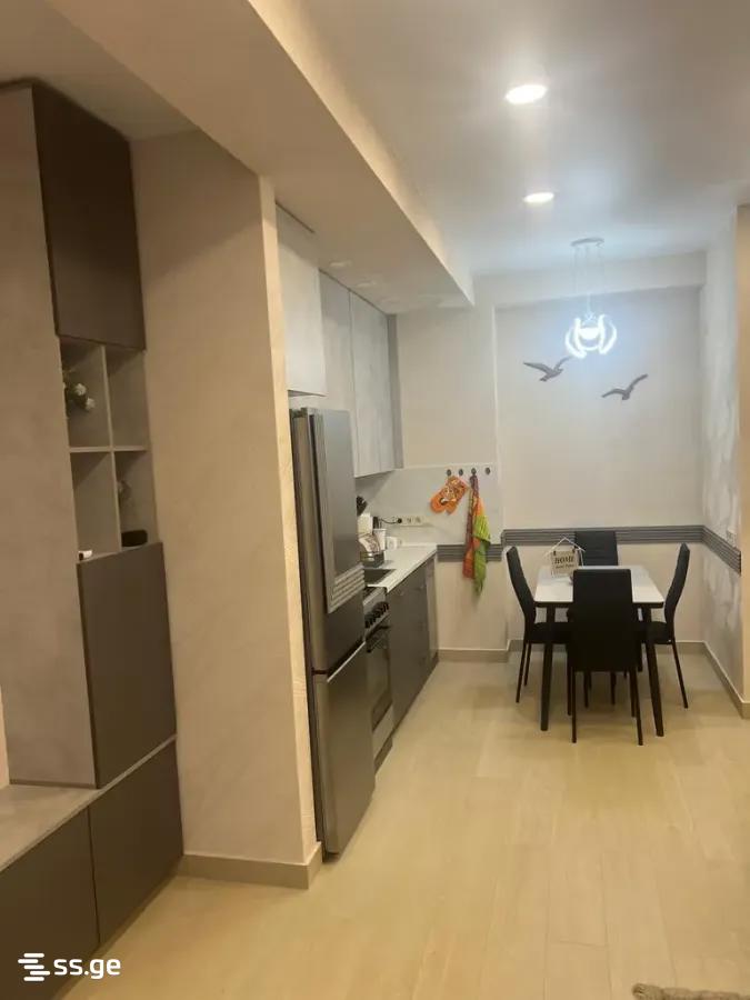 chkondideli st. 38 - 2 rooms