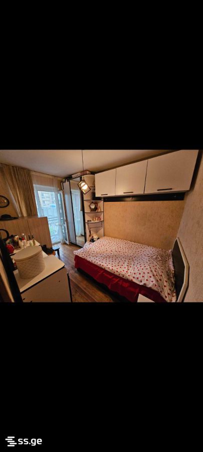 12th micro-district 8 - 3 rooms