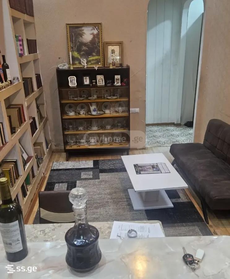 Politkovskaya St (jikia st.) 8დ - 3 rooms
