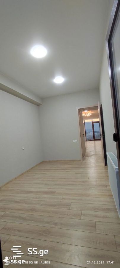17 Shindiseli gmiri st. 17 - 3 rooms