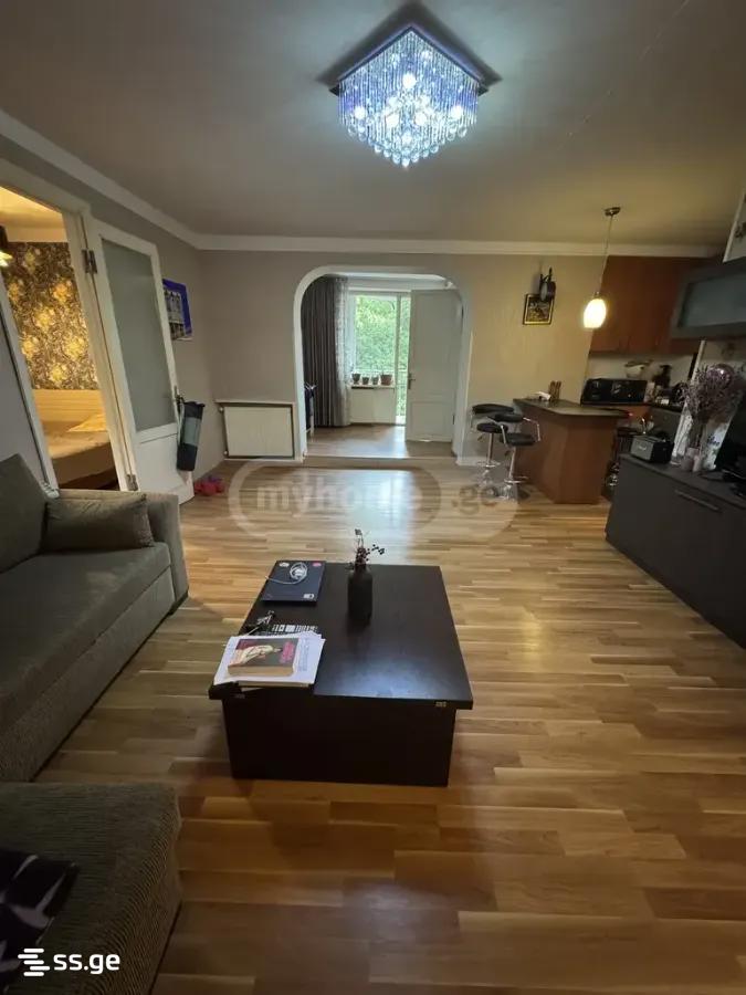 nucubidze st. 42 - 3 rooms