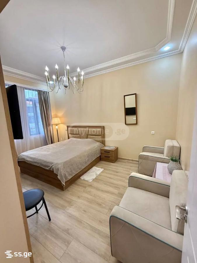 1 - 2 rooms