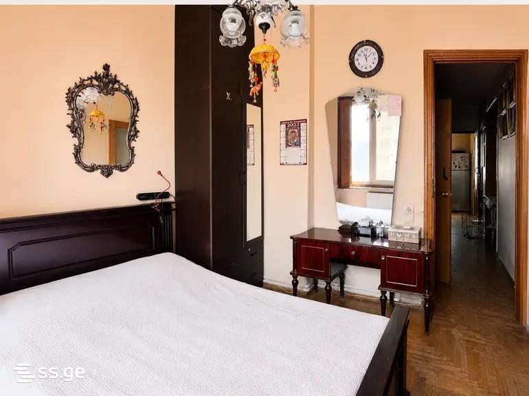 Kvachantiradze st. 0 - 5 rooms